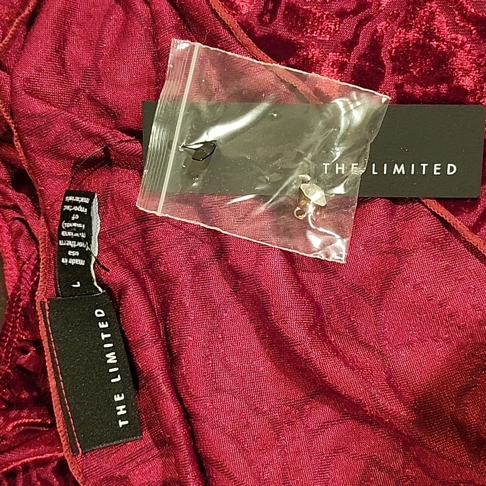 Crushed velvet top NWT - Picture 5 of 6